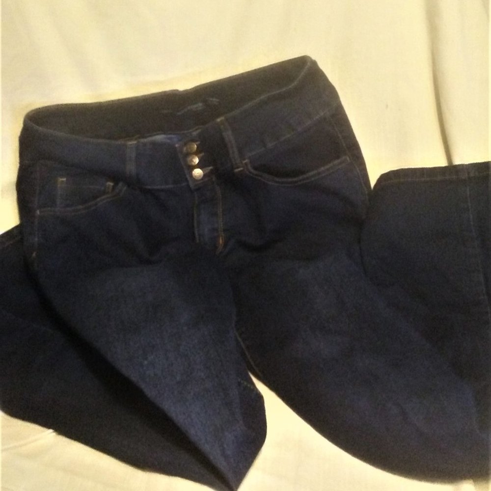twentyone black by rue21 Blue Jeans size 13/14R